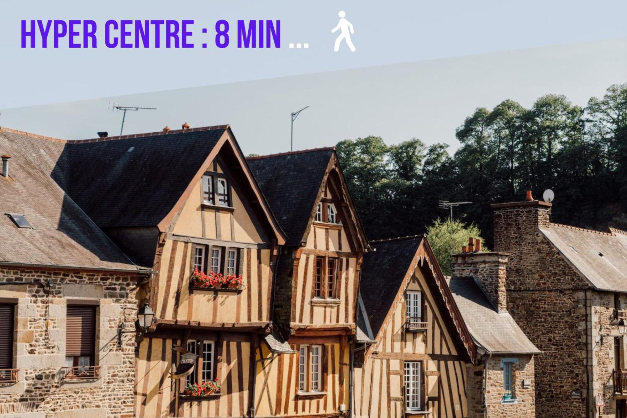 Yellow Home Fougères エクステリア 写真